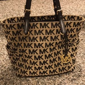 Michael Kors tote